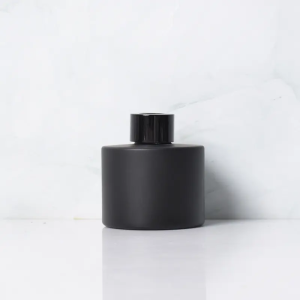 Matte Black Vintage Round Diffuser Bottle